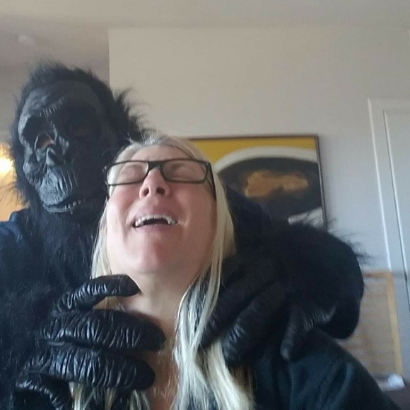 Meet your Posher, Susan - Picture 13 of 16